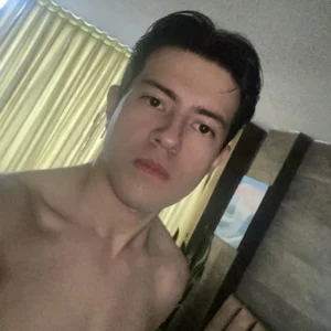 Elias_Lyons